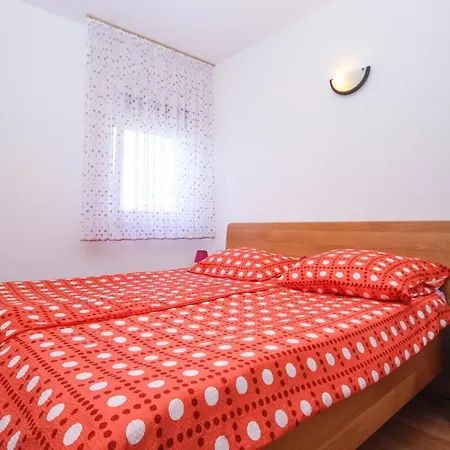 Awesome In With Wifi Apartmán Medulin